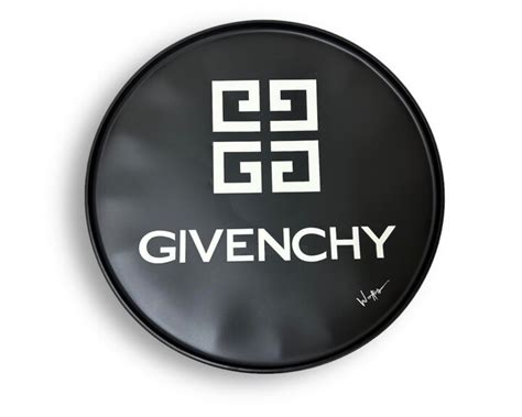 givenchy sculpture polo